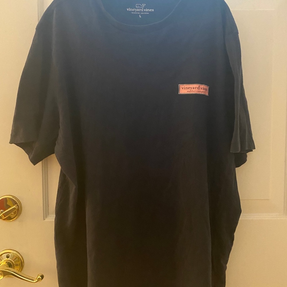 Men’s Vineyard Vine T Shirt